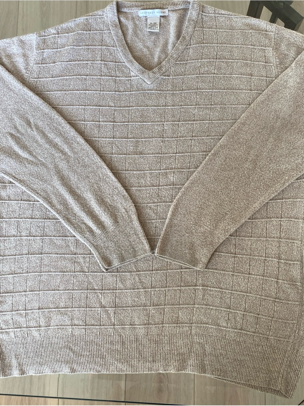 Geoffrey Beene Neutral Light Taupe V-Neck Sweater